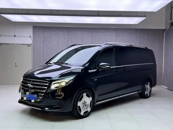 Mercedes-Benz V-Class 2025