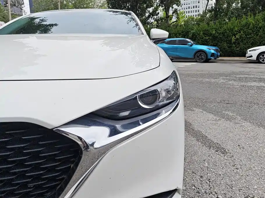 Mazda 3 Angkesela 2022