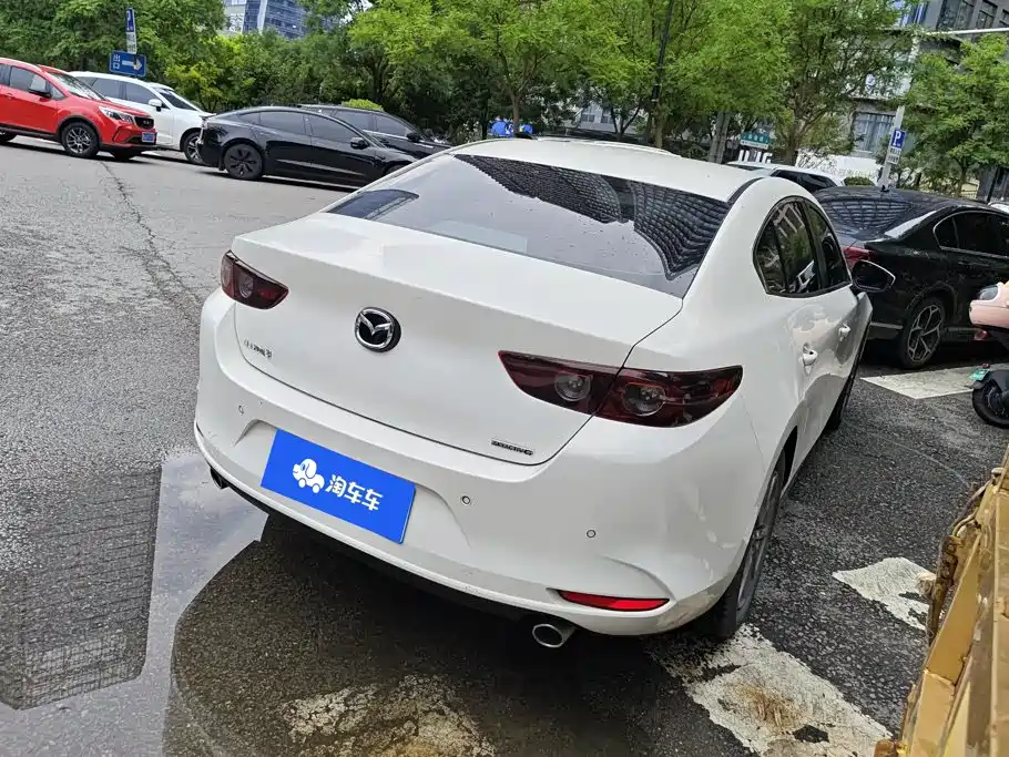 Mazda 3 Angkesela 2022