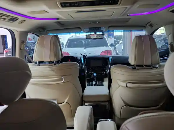 Toyota Alphard 2019