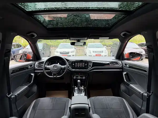 Volkswagen T-Roc 2019