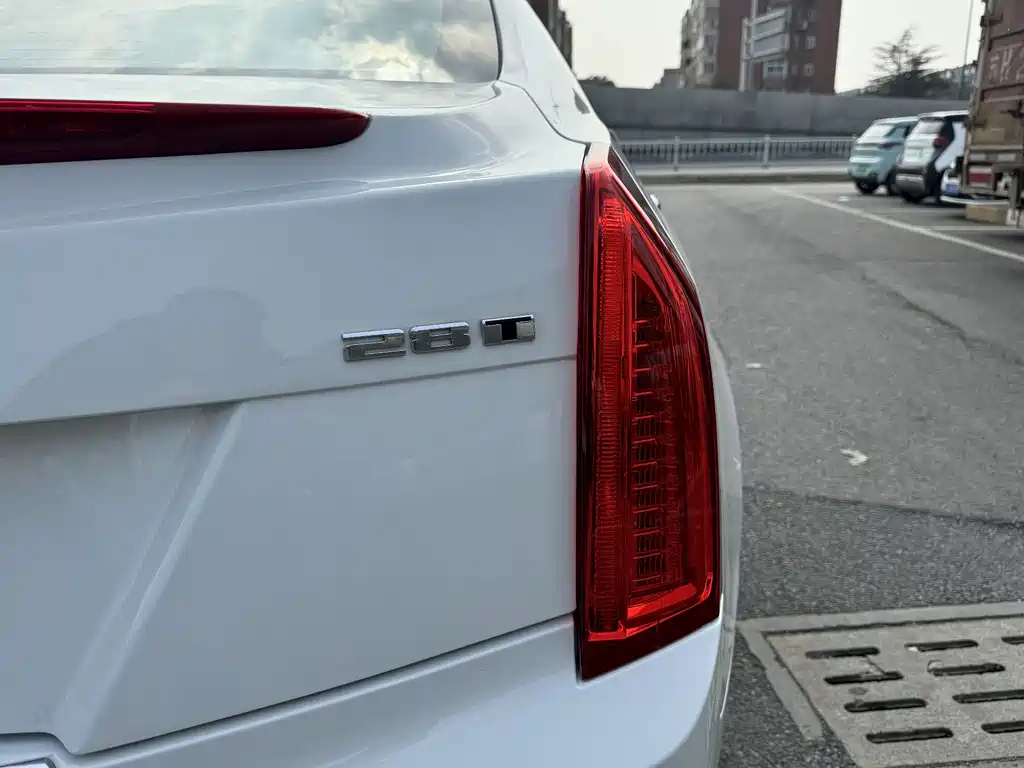 Cadillac ATS-L 2017 — фото 10
