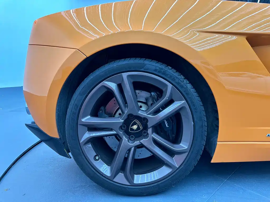 Lamborghini Gallardo 2011 — фото 12