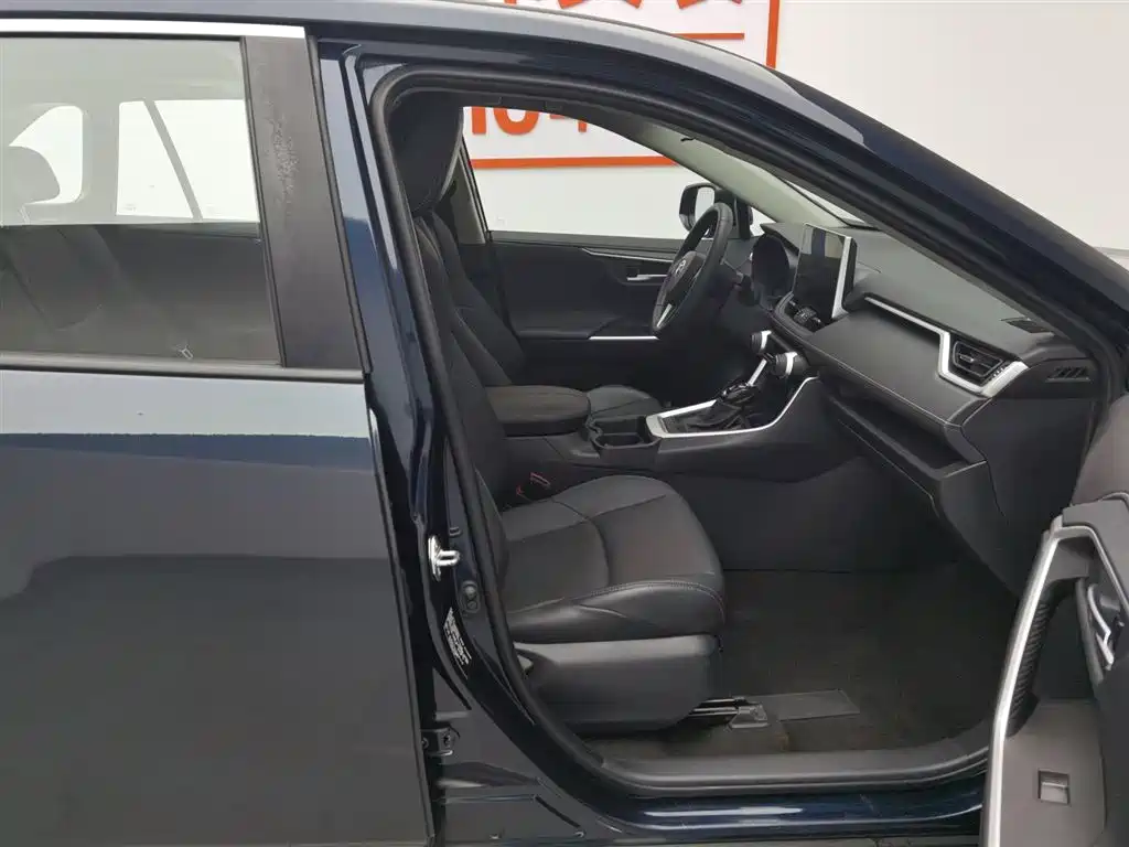 Toyota Wildlander 2022 — фото 23