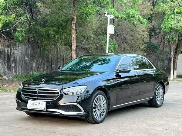 Mercedes-Benz E-Class 2022