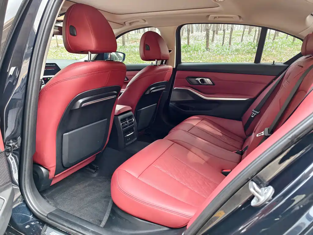 BMW 3 Series 2022 — фото 11