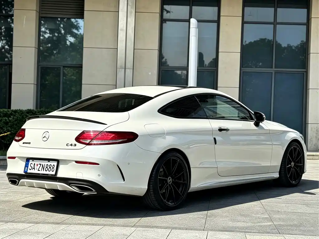 Mercedes-Benz C-Class 2018