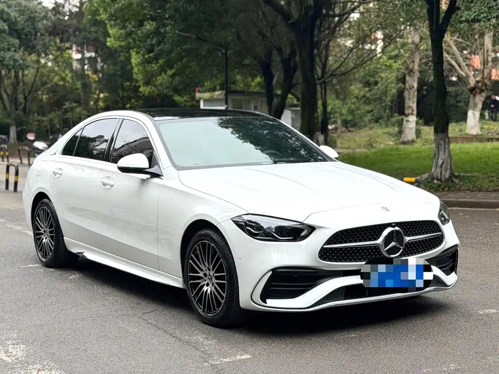 Mercedes-Benz C-Class 2023 — фото 3