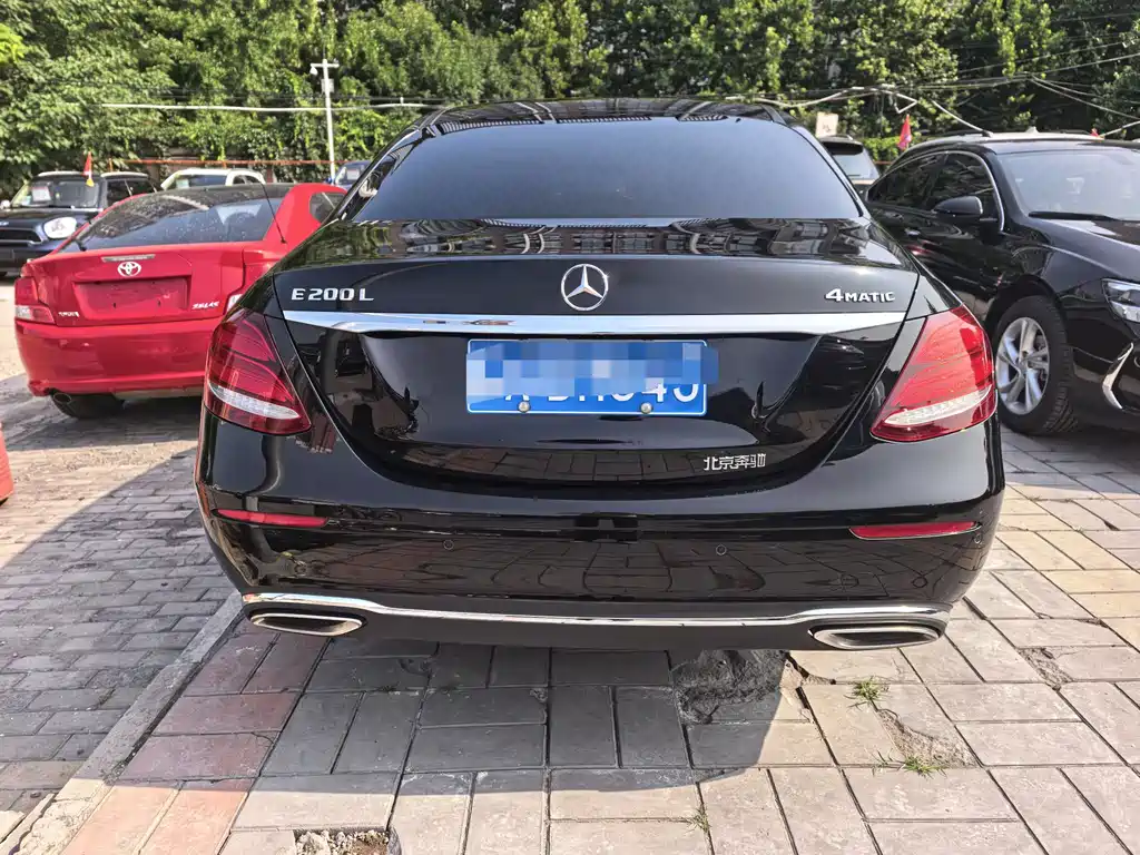 Mercedes-Benz E-Class 2018 — фото 14