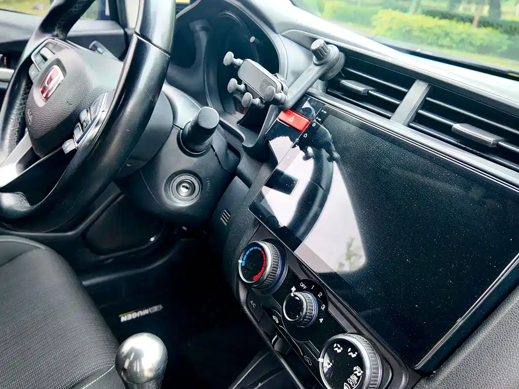 Honda Fit 2018 — фото 31