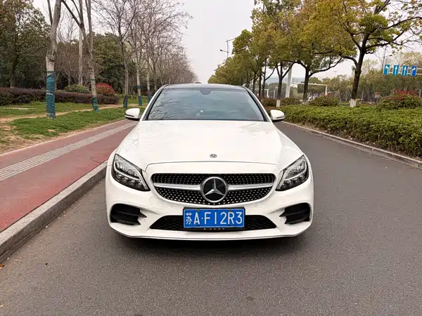 Mercedes-Benz C-Class 2021