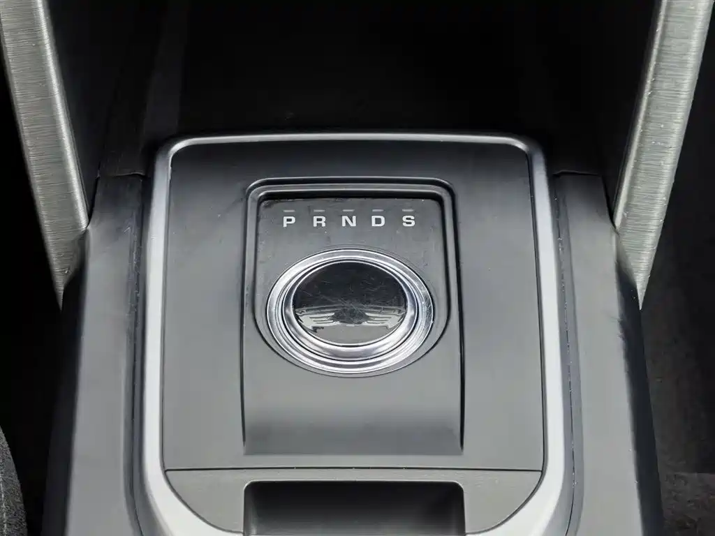 Land Rover Discovery Sport 2019 — фото 13