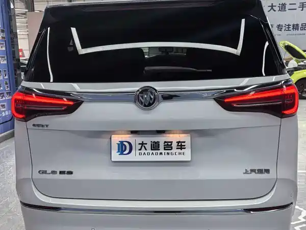 Buick GL8 2022