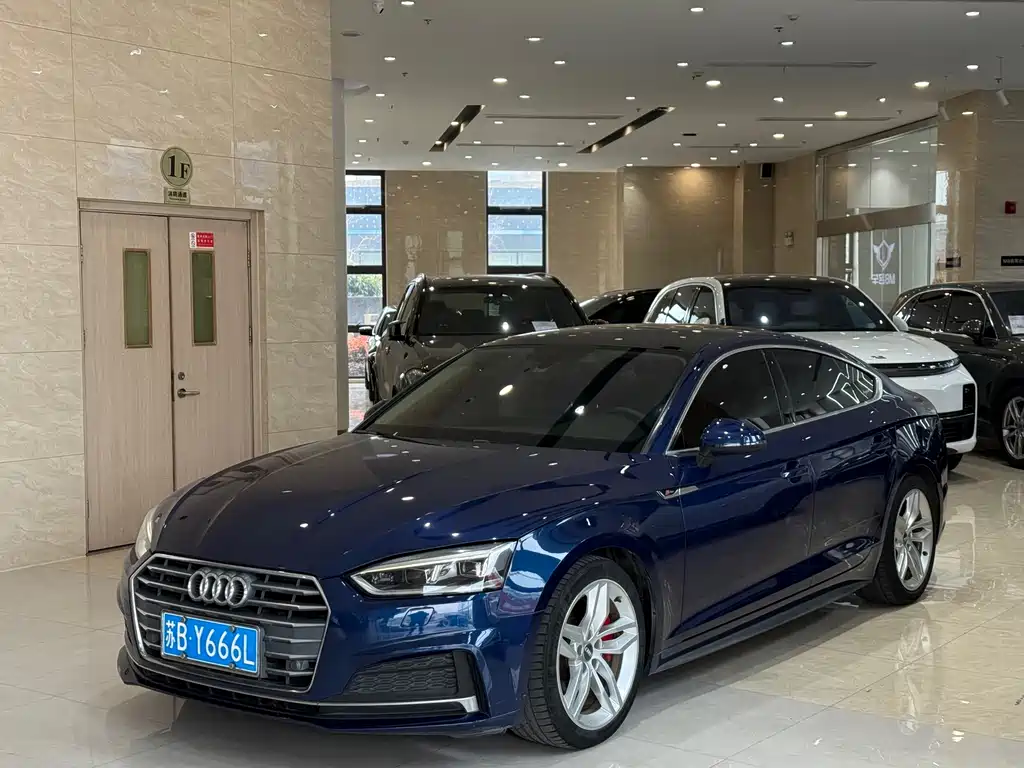 Audi A5 2018 — фото 1