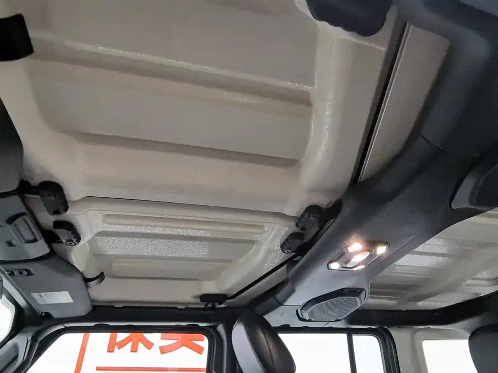 Jeep Wrangler PHEV 2021 — фото 14