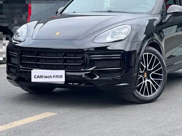 Porsche Cayenne 2011