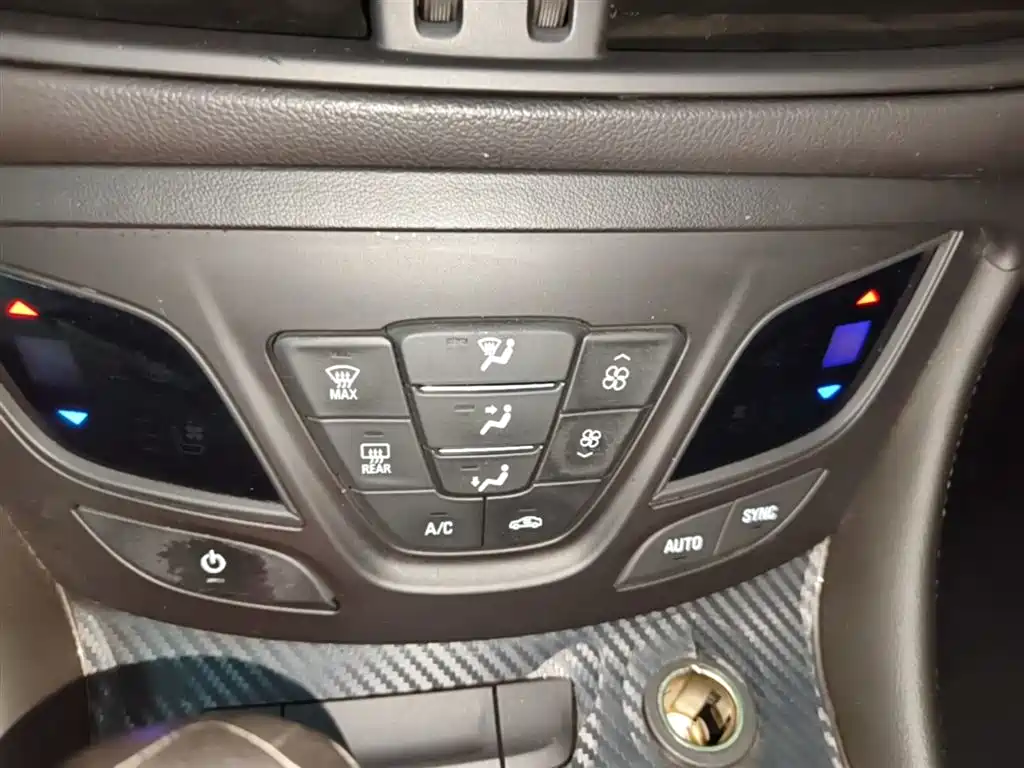 Buick Envision Plus 2020 — фото 13