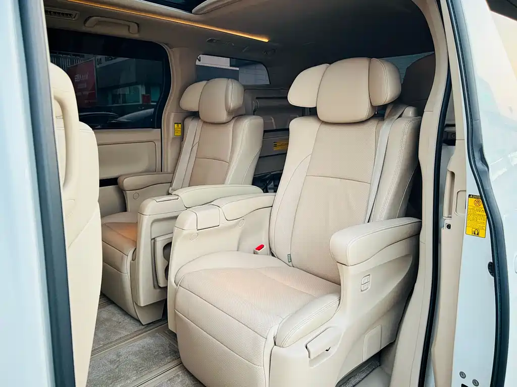 Toyota Alphard 2013 — фото 14