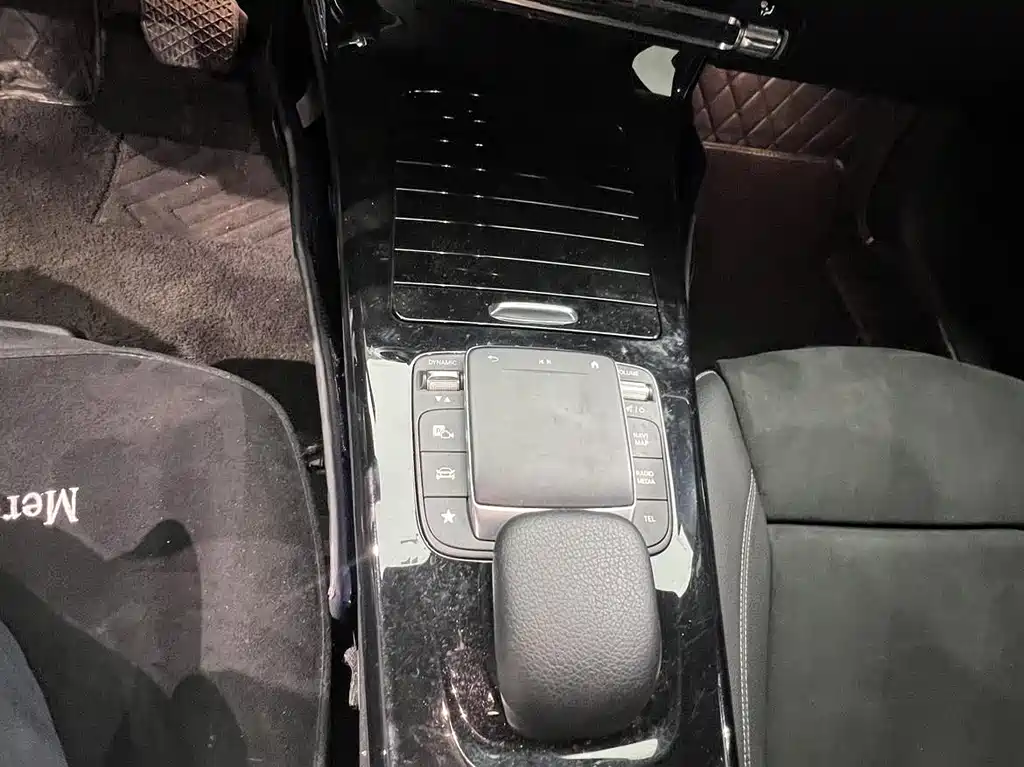 Mercedes-Benz A-Class 2022 — фото 17