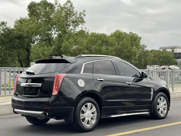 Cadillac SRX 2012