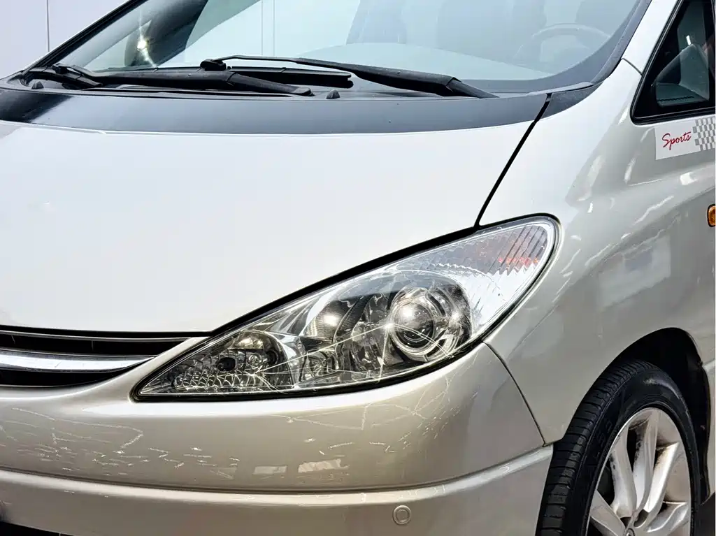 Toyota Previa 2002 — фото 19