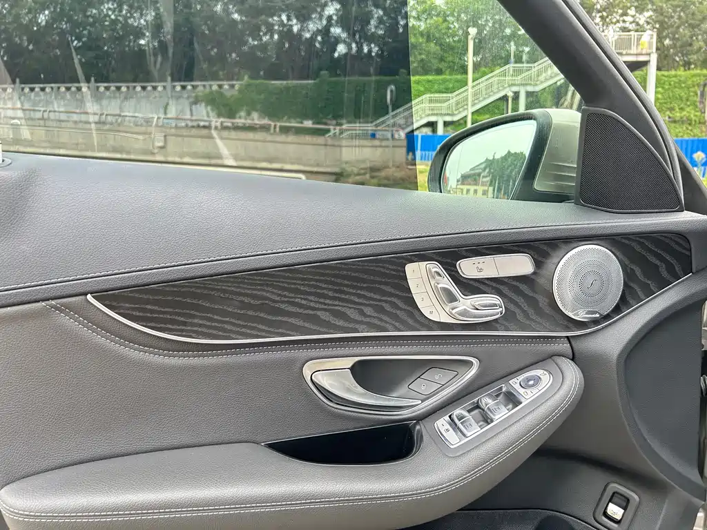Mercedes-Benz C-Class 2018 — фото 11