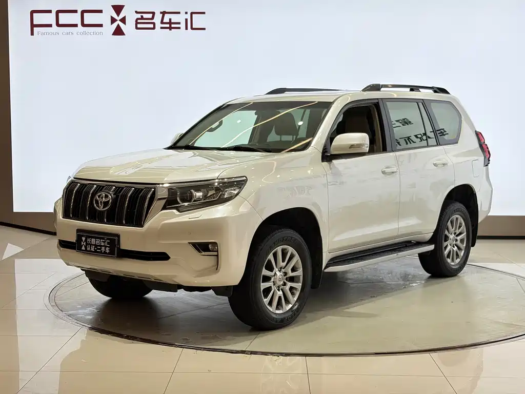 Toyota Prado 2018 — фото 1