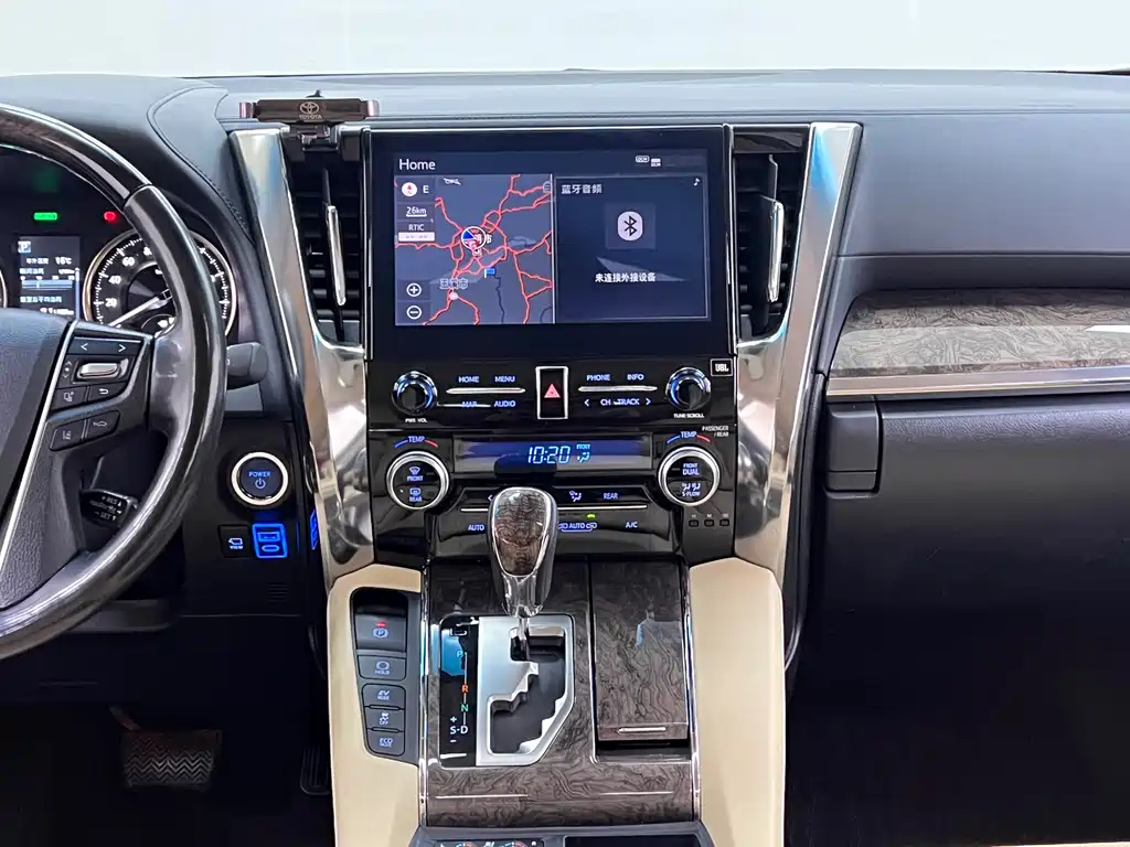 Toyota Vellfire 2022 — фото 28
