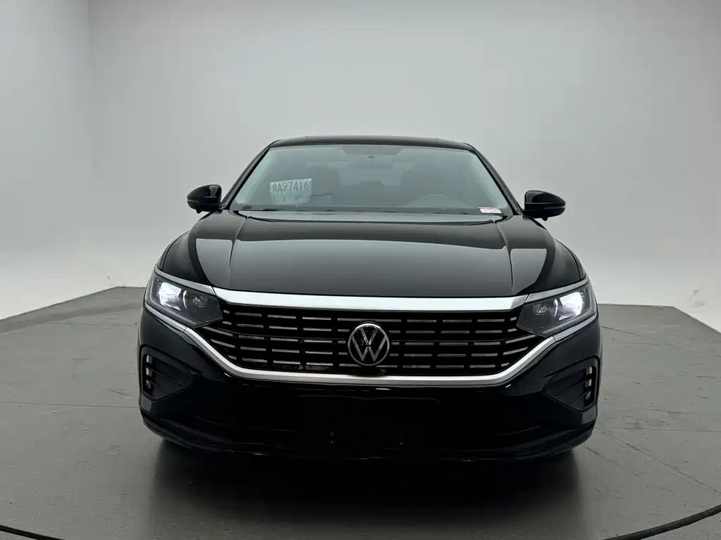Volkswagen Passat 2022