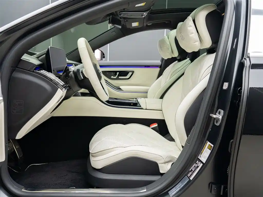 Mercedes-Benz Maybach S-Class 2024 — фото 11