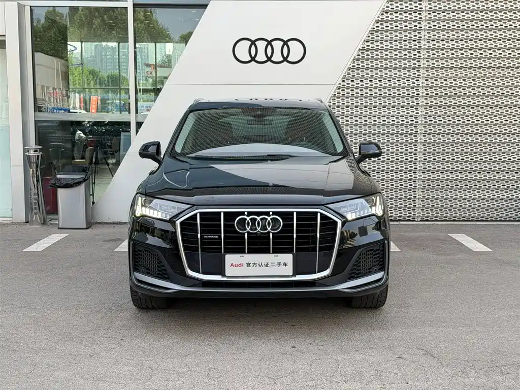 Audi Q7 2020 — фото 2