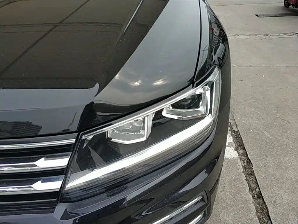 Volkswagen Tiguan L 2020 — фото 24