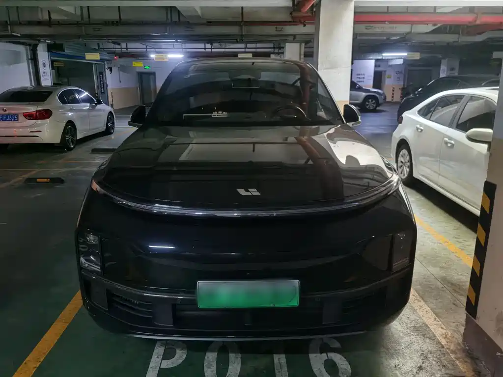 Li Auto Li L8 2023