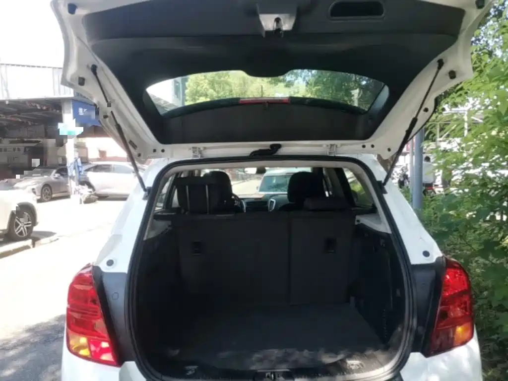 Chevrolet Trax 2015 — фото 19