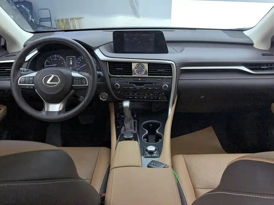 Lexus RX 2017 — фото 12