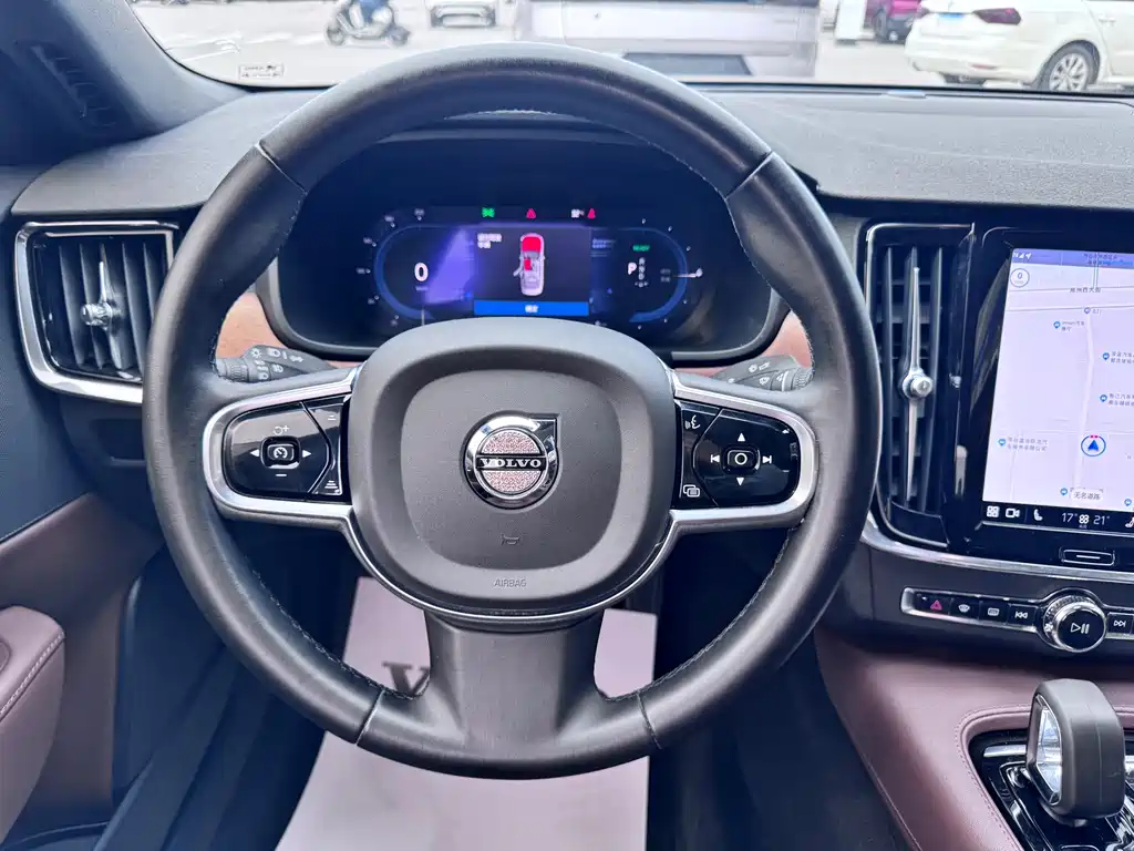 Volvo S90 PHEV 2023 — фото 7