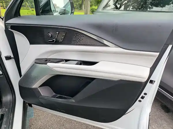 Cadillac Lyriq 2022