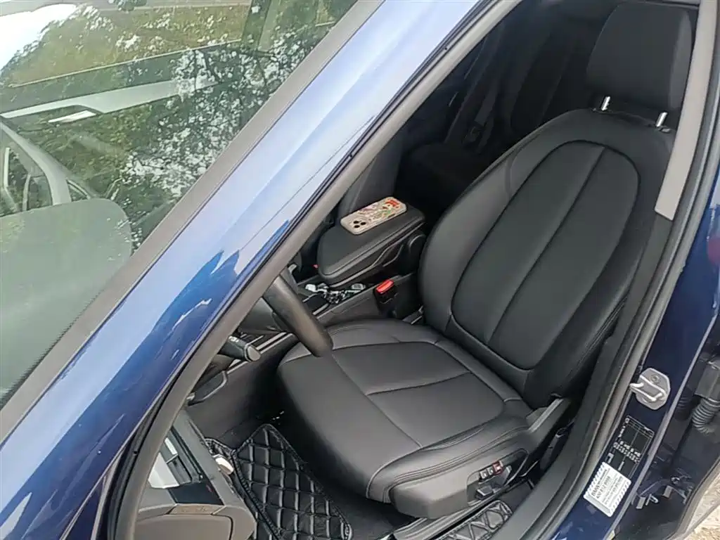 BMW X1 2018 — фото 15