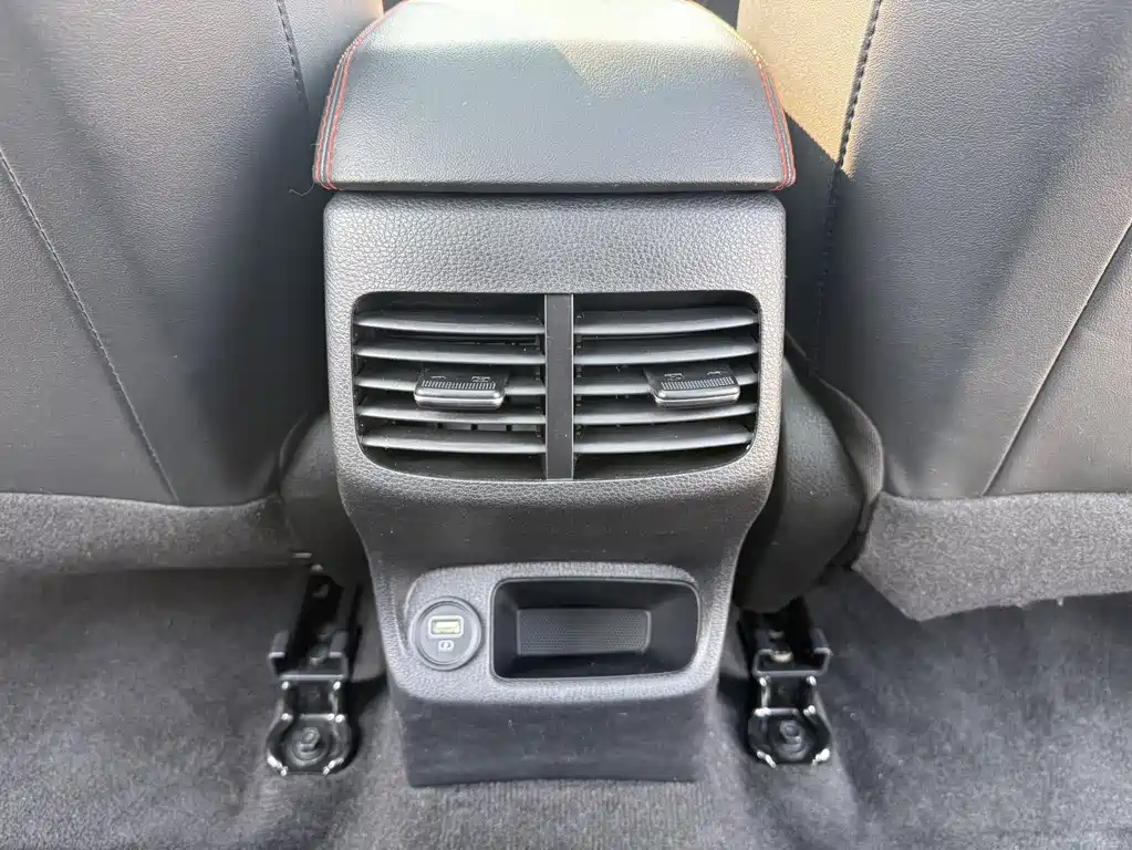 Kia KX3 2022 — фото 12