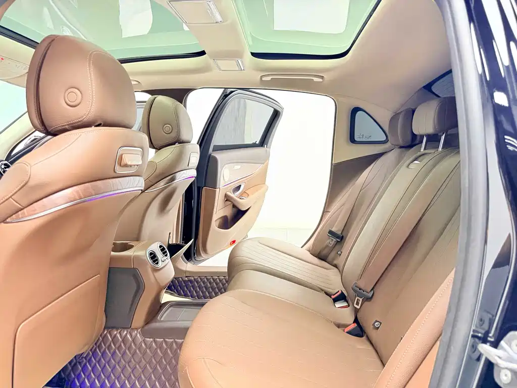 Mercedes-Benz E-Class 2020 — фото 9