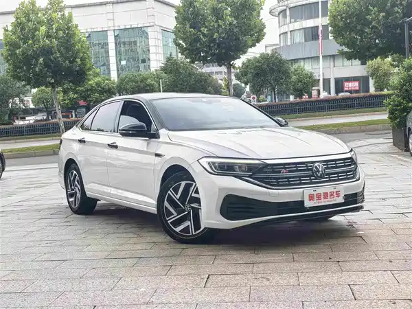 Volkswagen Sagitar 2023