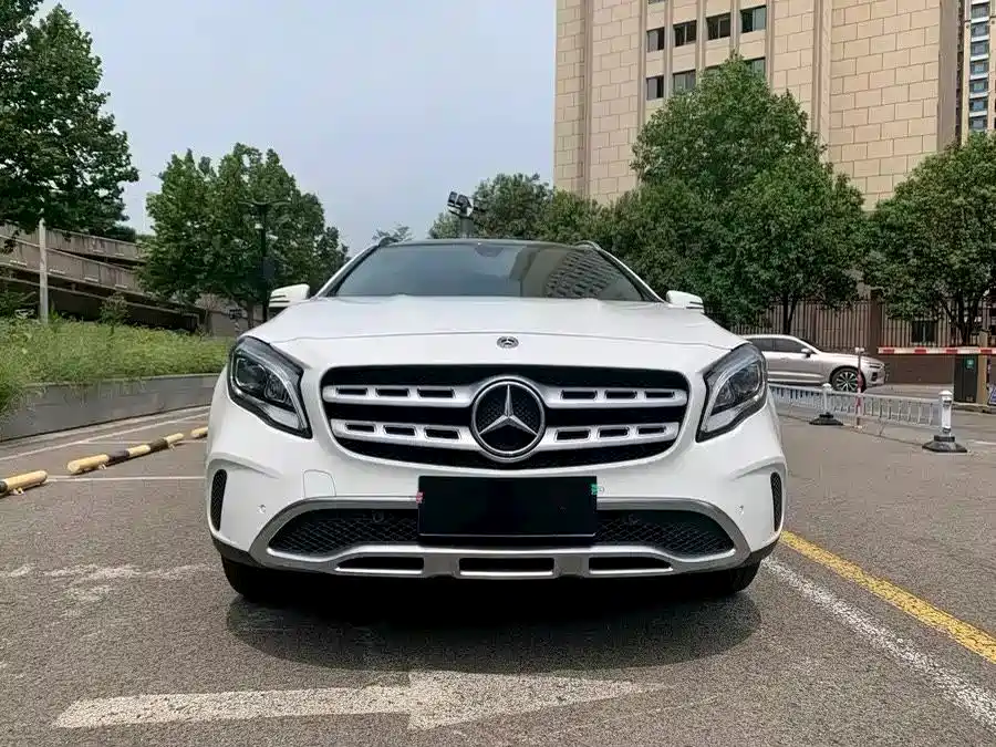 Mercedes-Benz GLA 2018 — фото 4