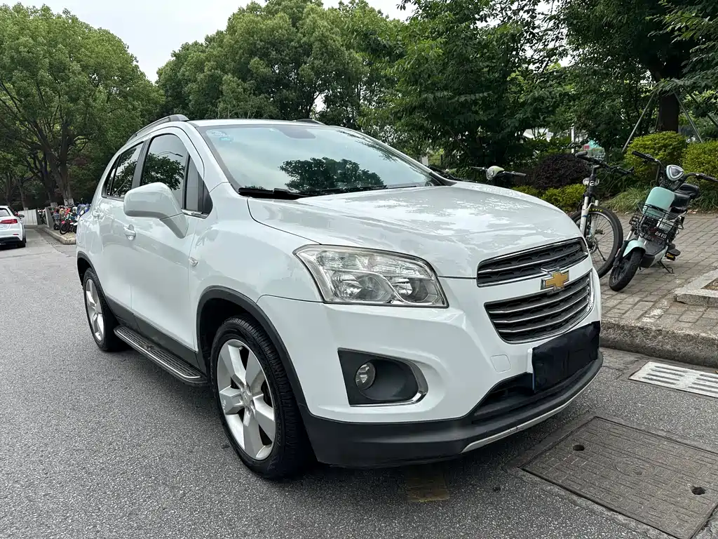 Chevrolet Trax 2015 — фото 3