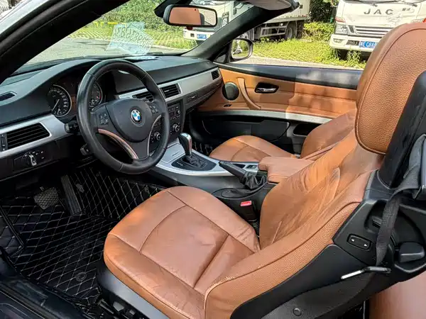 BMW 3 Series 2011