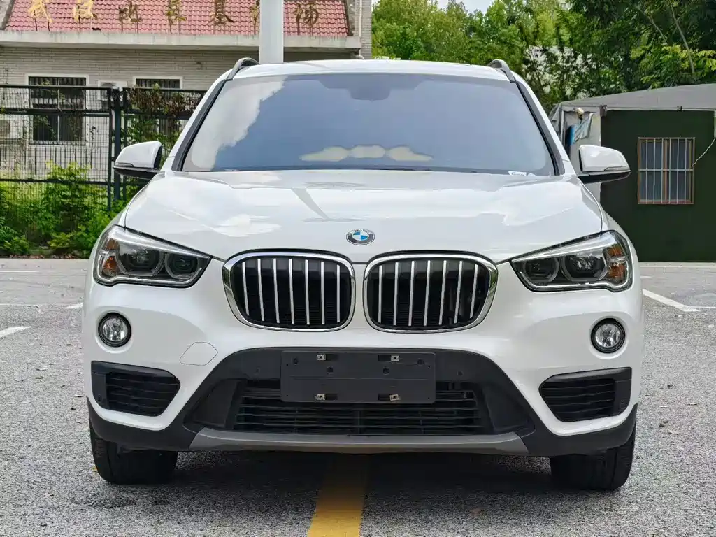 BMW X1 2017 — фото 2