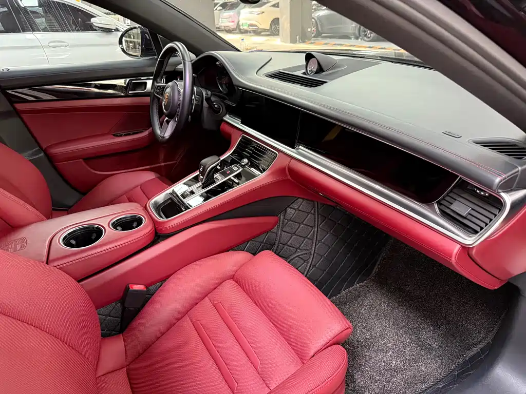 Porsche Panamera 2017 — фото 14