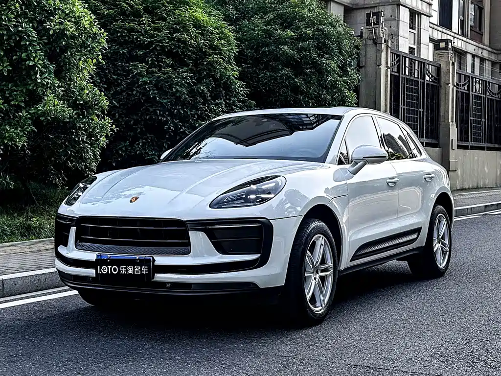 Porsche Macan 2023 — фото 1