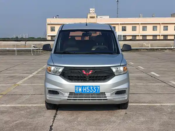 Wuling Hongguang V 2023