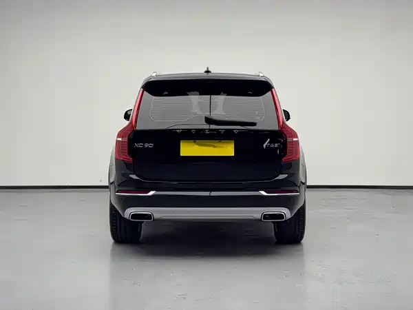 Volvo XC90 2019