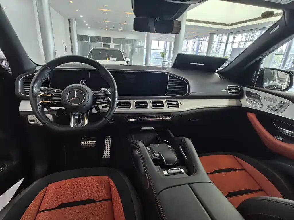 Mercedes-Benz GLE AMG 2025 — фото 4